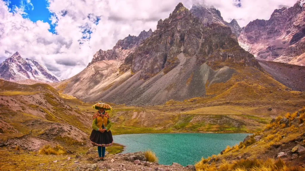 Cusqueña over the Ausangate Mountains