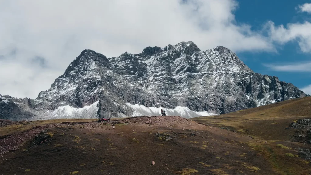 People on motorbikes going to the Ausangate mountains